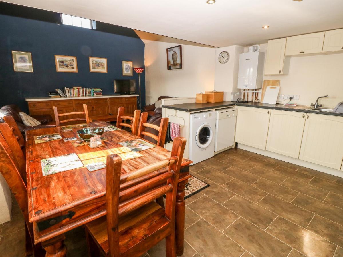 Bwthyn Yr Helyg Willow Cottage Llannor Buitenkant foto