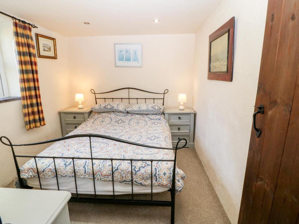 Bwthyn Yr Helyg Willow Cottage Llannor Buitenkant foto